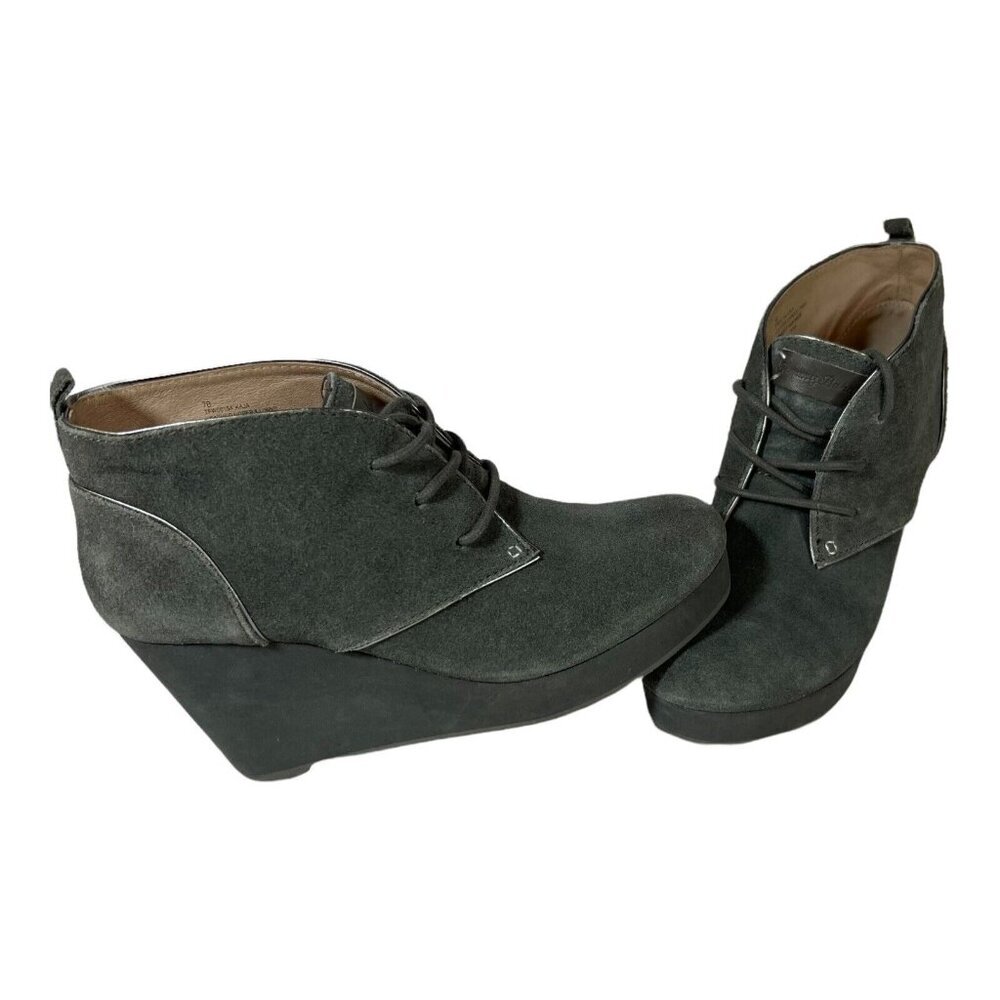 Tommy Bahama Boots Womens 7 Kaja Wedge Suede Ankle Booties Lace Up Boots Grey